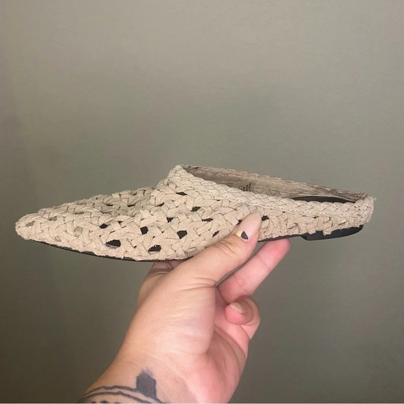 Zara Shoes - 𝅺zara Leather Suede Beige Braided Pointed Toe Flats. Size 6.5.
